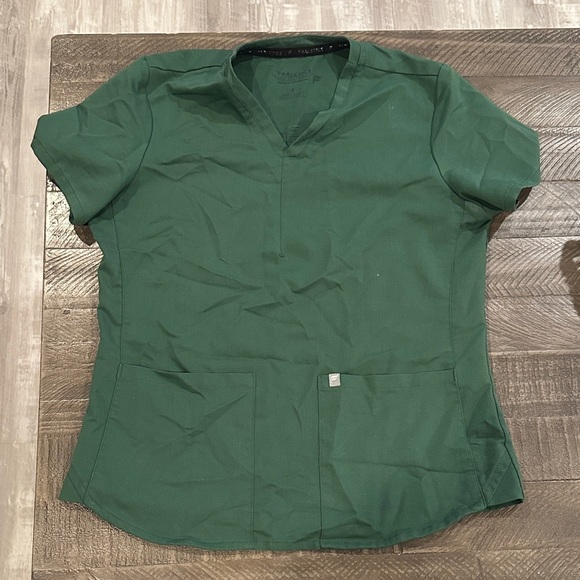 Fabletics Scrubs - Picture 2 of 3